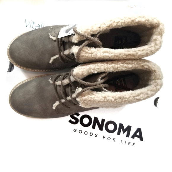 NEW Faux Suede Sherling Booties Neutral Lace up Low - Picture 3 of 6